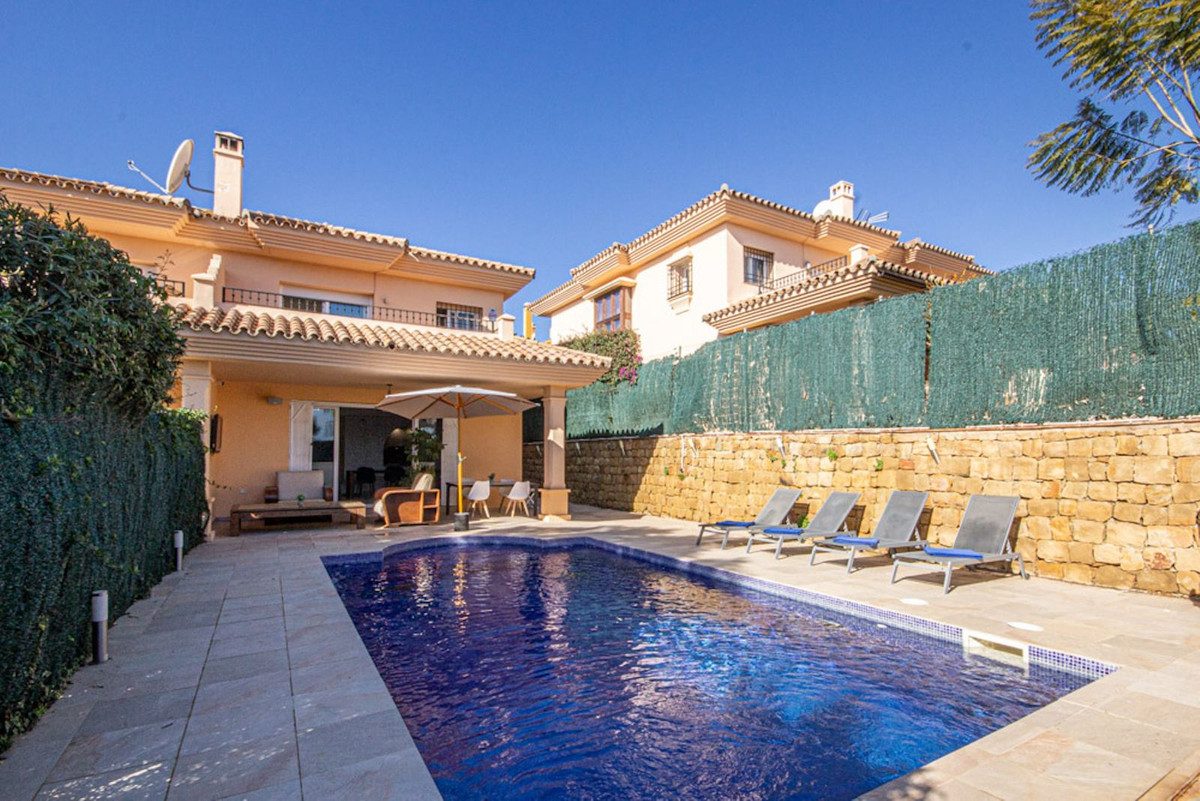 Semi-Detached House in Mijas, Costa del Sol – 4 beds – 579000 € - photo 17 of 41