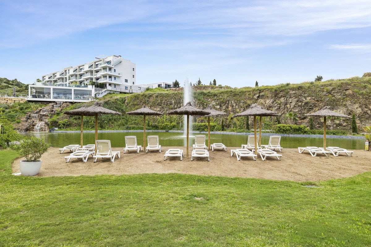 Ground Floor Apartment in Mijas, Costa del Sol – 2 beds – 399000 € - photo 24 of 34