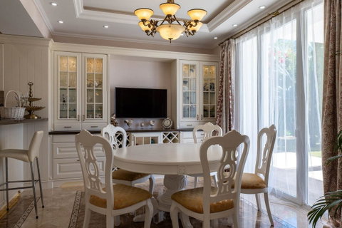 Detached Villa in Marbella, Costa del Sol – 4 beds – 3990000 € - photo 4 of 54