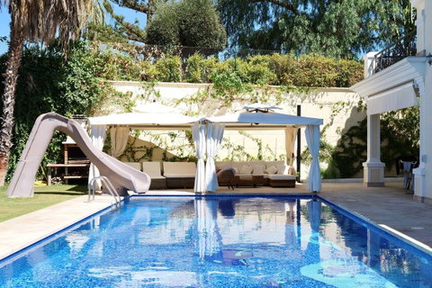 Detached Villa in Marbella, Costa del Sol – 4 beds – 3990000 € - photo 5 of 54