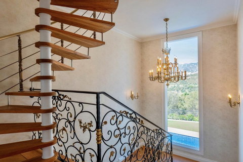 Detached Villa in Marbella, Costa del Sol – 4 beds – 3990000 € - photo 17 of 54
