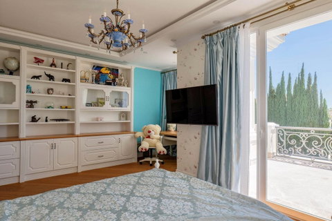 Detached Villa in Marbella, Costa del Sol – 4 beds – 3990000 € - photo 21 of 54