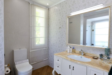 Detached Villa in Marbella, Costa del Sol – 4 beds – 3990000 € - photo 38 of 54