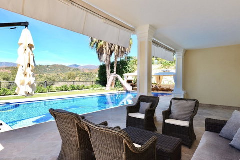 Detached Villa in Marbella, Costa del Sol – 4 beds – 3990000 € - photo 46 of 54