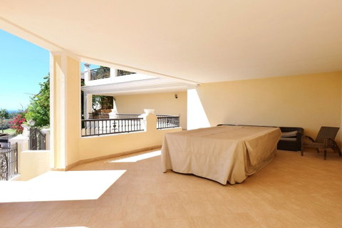 Detached Villa in Marbella, Costa del Sol – 4 beds – 3990000 € - photo 49 of 54