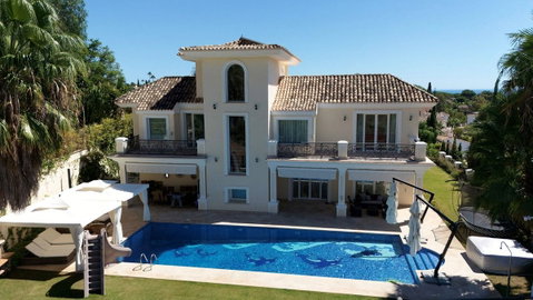 Detached Villa in Marbella, Costa del Sol – 4 beds – 3990000 € - photo 50 of 54