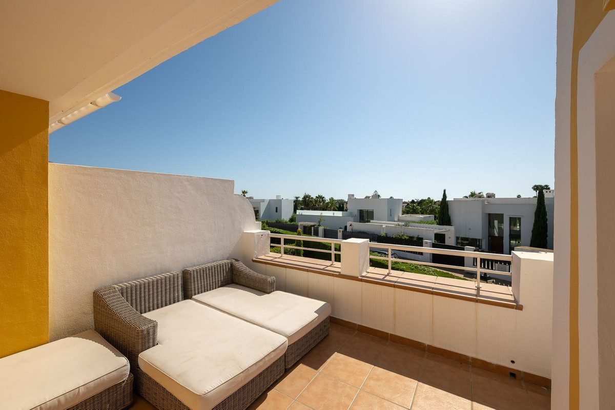 Townhouse in Estepona, Costa del Sol – 3 beds – 595000 € - photo 26 of 42