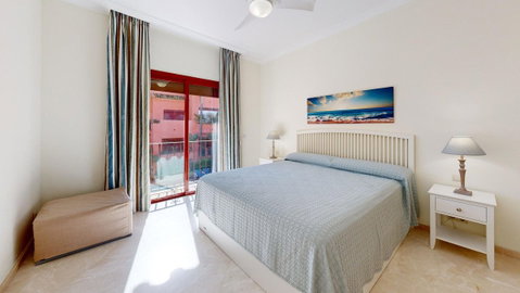 Middle Floor Apartment in Marbella, Costa del Sol – 3 beds – 590000 € - photo 14 of 25