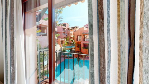 Middle Floor Apartment in Marbella, Costa del Sol – 3 beds – 590000 € - photo 15 of 25