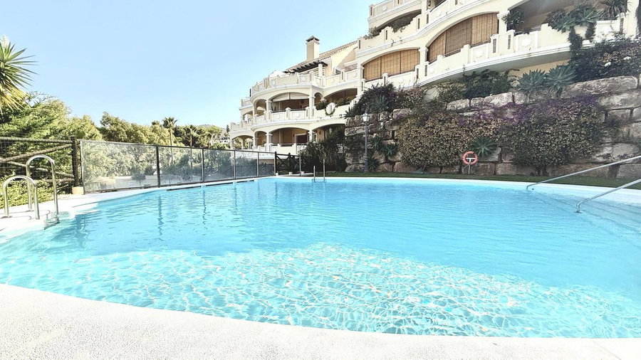 Ground Floor Apartment in Marbella, Costa del Sol – 2 beds – 549000 € - photo 1 of 16