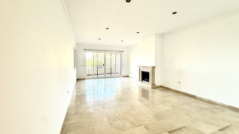 Ground Floor Apartment in Marbella, Costa del Sol – 2 beds – 549000 € - photo 6 of 16