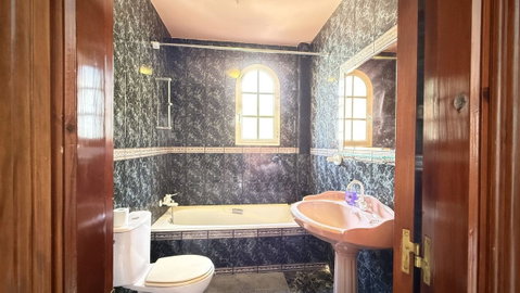 Detached Villa in Torremolinos, Costa del Sol – 5 beds – 1300000 € - photo 27 of 36