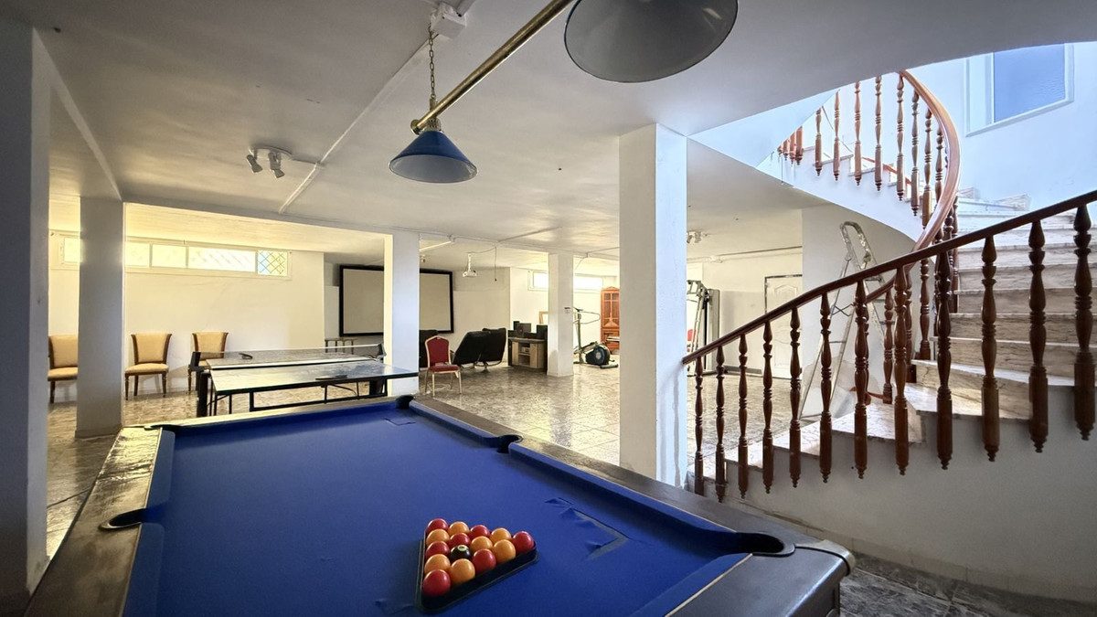 Detached Villa in Torremolinos, Costa del Sol – 5 beds – 1300000 € - photo 30 of 36