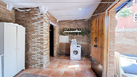 Detached Villa in Torremolinos, Costa del Sol – 5 beds – 1300000 € - photo 33 of 36