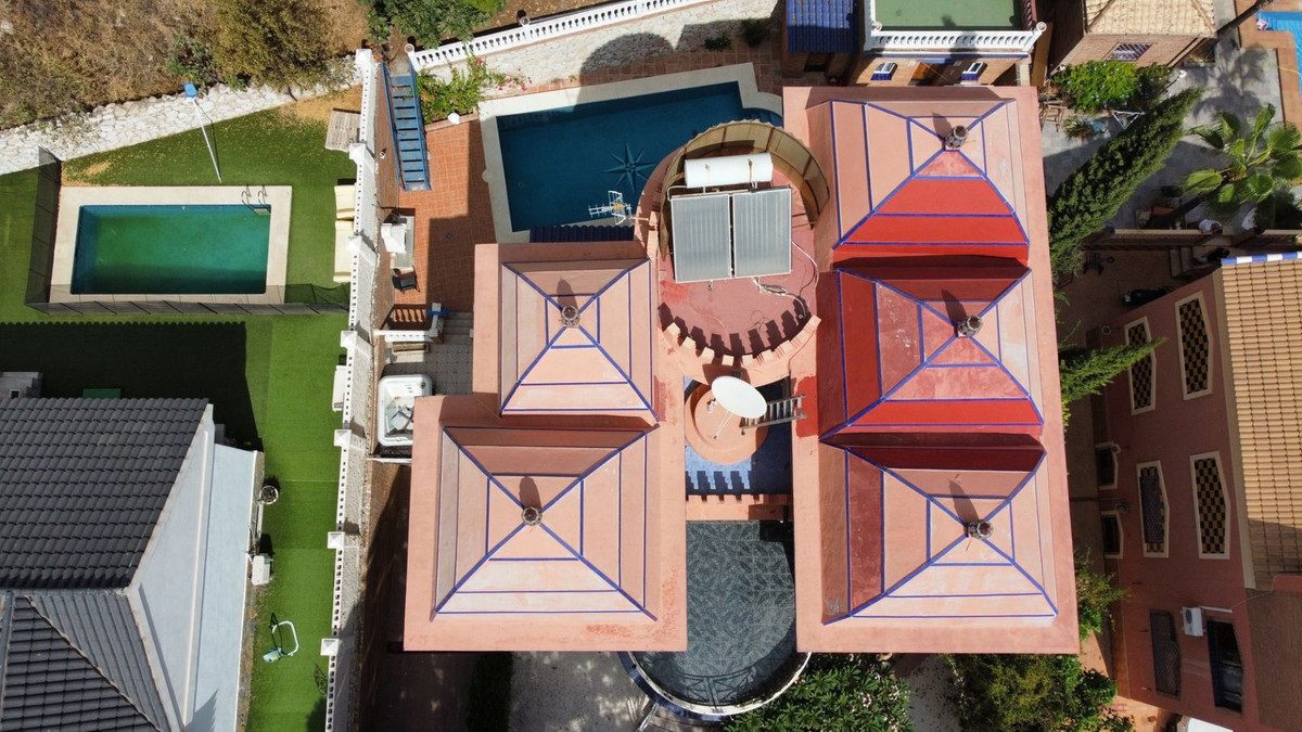 Detached Villa in Torremolinos, Costa del Sol – 5 beds – 1300000 € - photo 36 of 36