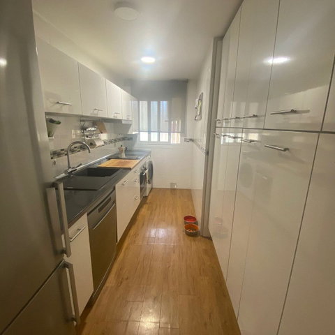 Middle Floor Apartment in Marbella, Costa del Sol – 3 beds – 430000 € - photo 8 of 36