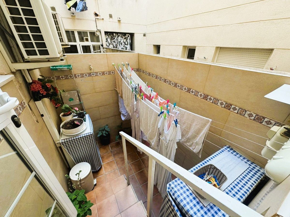 Middle Floor Apartment in Mijas, Costa del Sol – 3 beds – 340000 € - photo 11 of 27