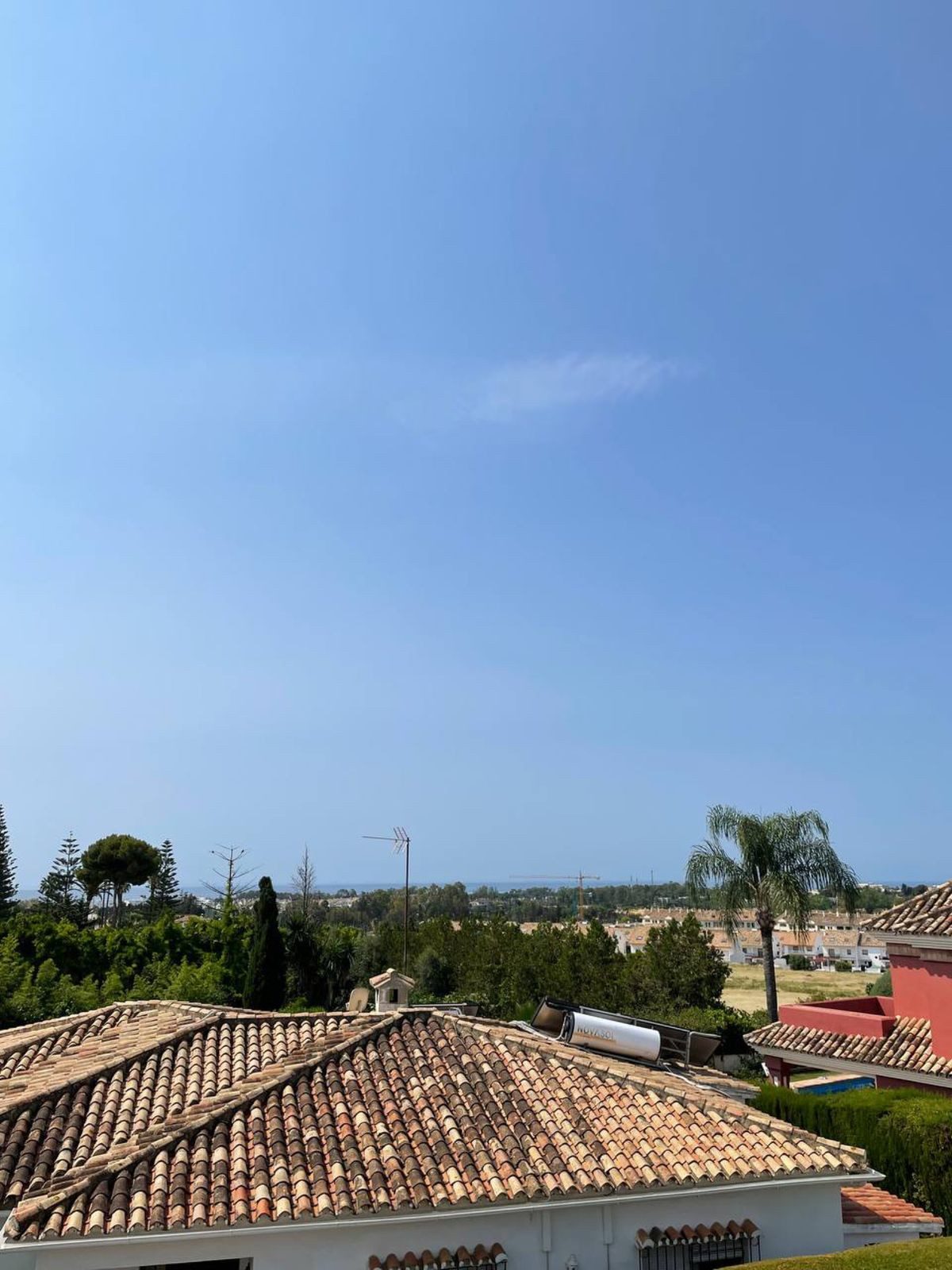 Detached Villa in Marbella, Costa del Sol – 4 beds – 1650000 € - photo 11 of 22