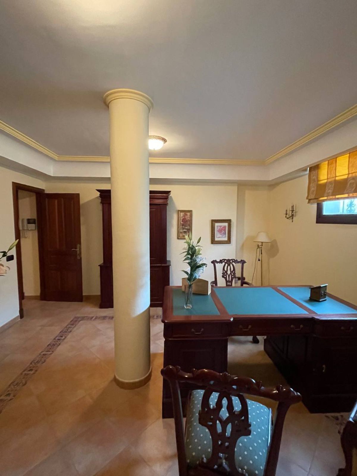 Detached Villa in Marbella, Costa del Sol – 4 beds – 1650000 € - photo 12 of 22