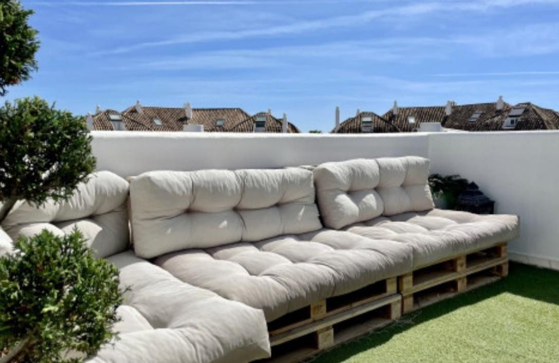 Penthouse in Marbella, Costa del Sol – 2 beds – 650000 € - photo 12 of 32