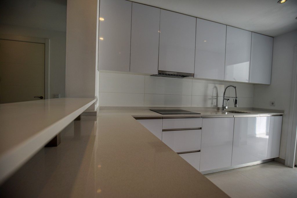 Ground Floor Apartment in Estepona, Costa del Sol – 2 beds – 550000 € - photo 4 of 15