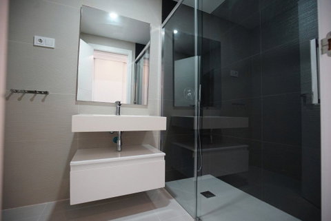 Ground Floor Apartment in Estepona, Costa del Sol – 2 beds – 550000 € - photo 6 of 15