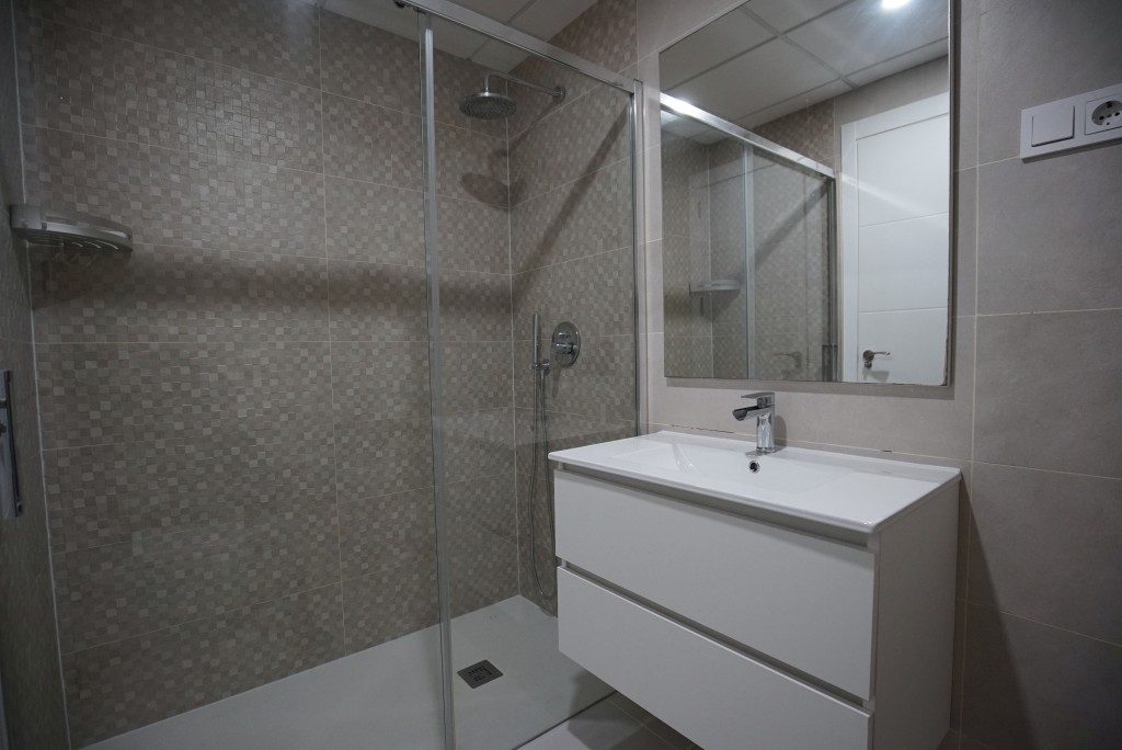 Ground Floor Apartment in Estepona, Costa del Sol – 2 beds – 550000 € - photo 10 of 15