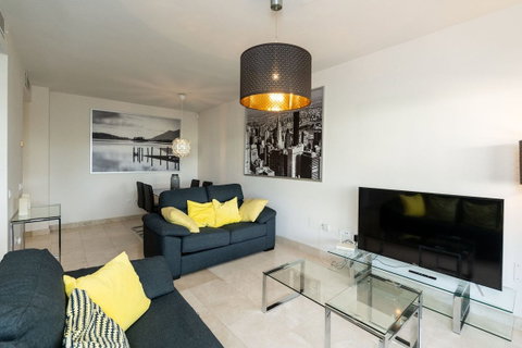 Middle Floor Apartment in Málaga, Costa del Sol – 2 beds – 465000 € - photo 6 of 33