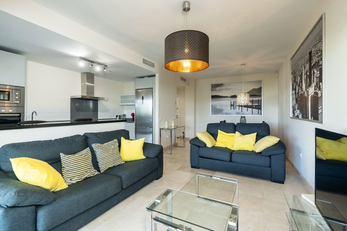 Middle Floor Apartment in Málaga, Costa del Sol – 2 beds – 465000 € - photo 7 of 33