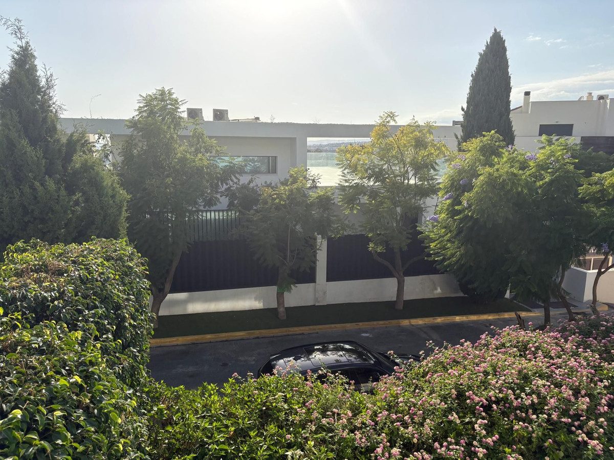 Middle Floor Apartment in Málaga, Costa del Sol – 2 beds – 465000 € - photo 19 of 33