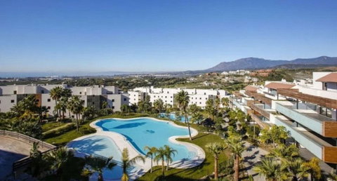 Middle Floor Apartment in Málaga, Costa del Sol – 2 beds – 465000 € - photo 28 of 33