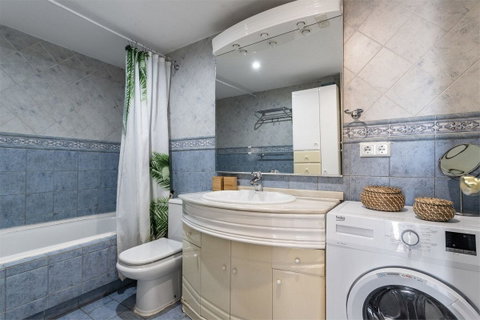Ground Floor Apartment in Torremolinos, Costa del Sol – 2 beds – 299000 € - photo 8 of 29