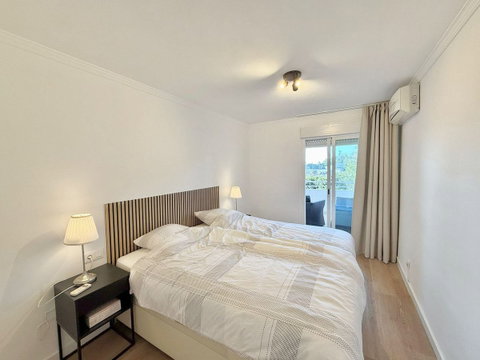 Middle Floor Apartment in Fuengirola, Costa del Sol – 2 beds – 449000 € - photo 12 of 22