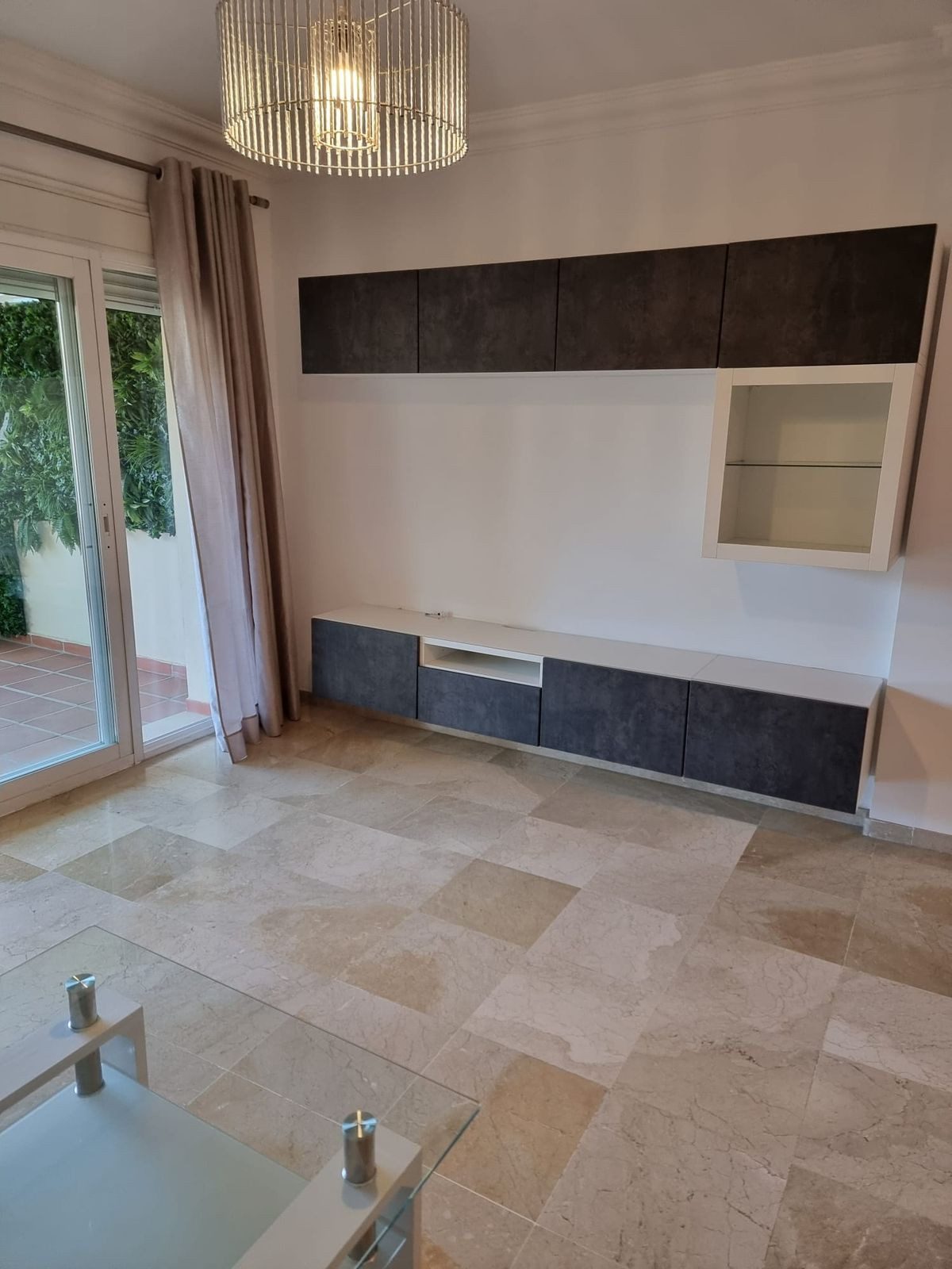 Middle Floor Apartment in Mijas, Costa del Sol – 2 beds – 320000 € - photo 2 of 27