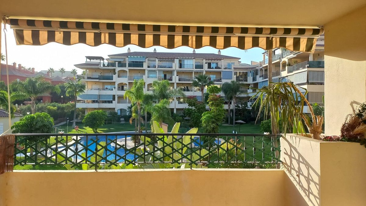 Middle Floor Apartment in Mijas, Costa del Sol – 2 beds – 320000 € - photo 6 of 27