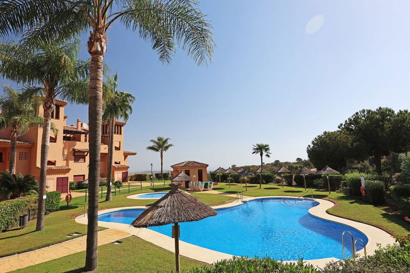 Ground Floor Apartment in Marbella, Costa del Sol – 2 beds – 375000 €