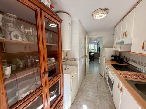 Middle Floor Apartment in Marbella, Costa del Sol – 2 beds – 400000 € - photo 13 of 27