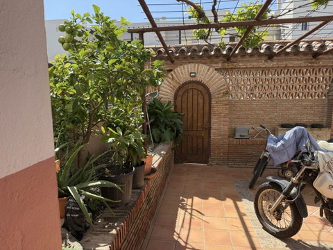 Townhouse in Estepona, Costa del Sol – 4 beds – 530000 € - photo 2 of 24