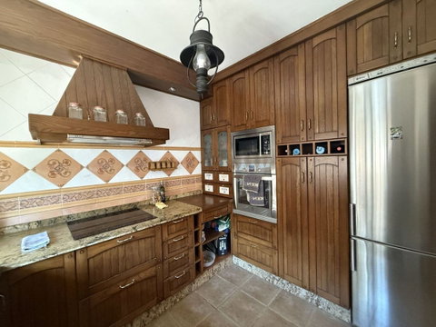 Townhouse in Estepona, Costa del Sol – 4 beds – 530000 € - photo 5 of 24