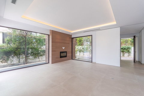 Detached Villa in Marbella, Costa del Sol – 4 beds – 4200000 € - photo 8 of 38