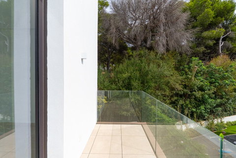 Detached Villa in Marbella, Costa del Sol – 4 beds – 4200000 € - photo 22 of 38