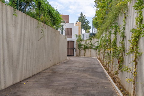 Detached Villa in Marbella, Costa del Sol – 4 beds – 4200000 € - photo 36 of 38