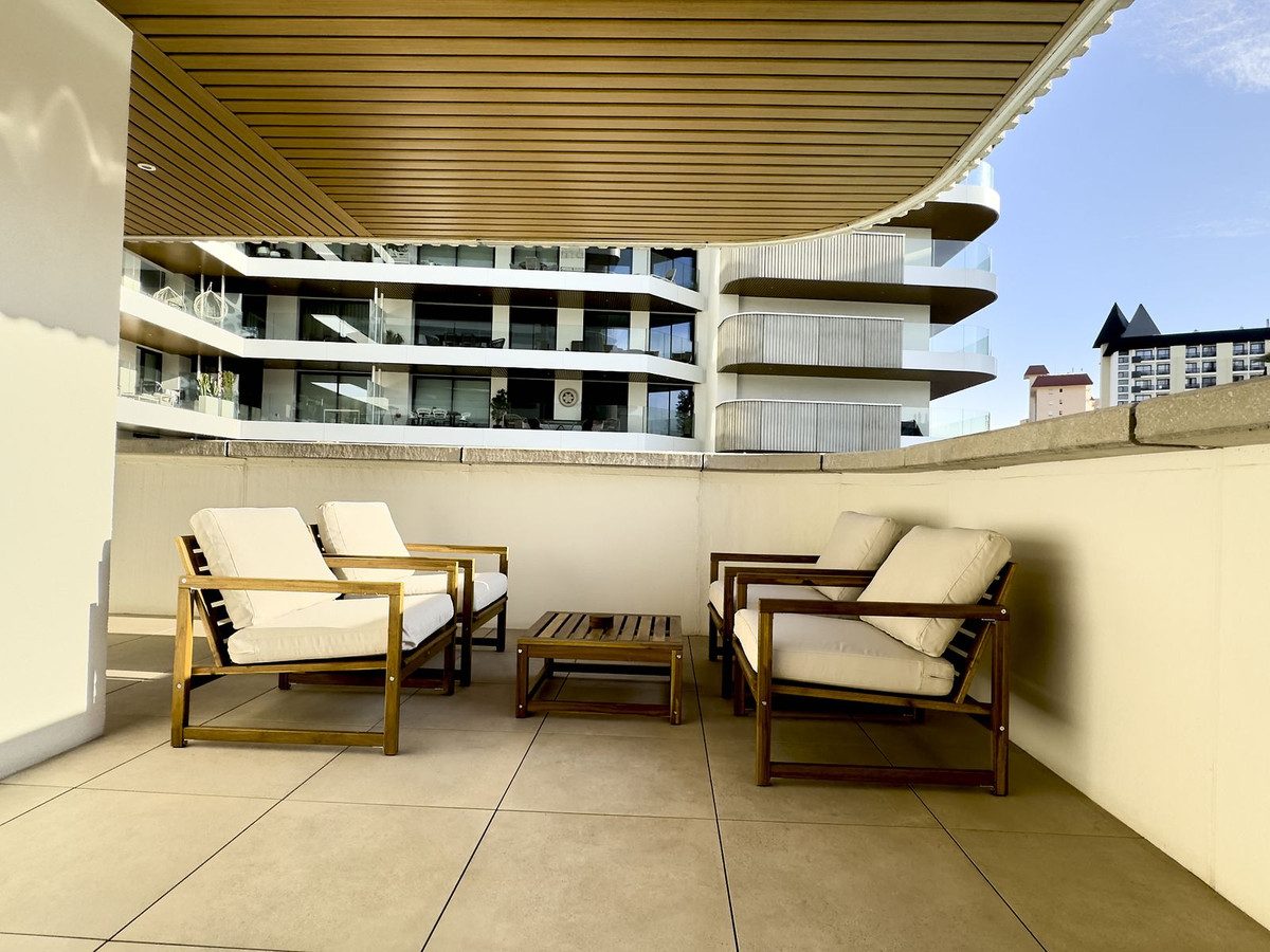 Middle Floor Apartment in Torremolinos, Costa del Sol – 2 beds – 719000 € - photo 4 of 54
