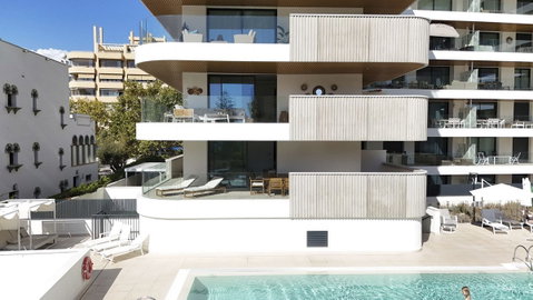 Middle Floor Apartment in Torremolinos, Costa del Sol – 2 beds – 719000 € - photo 52 of 54