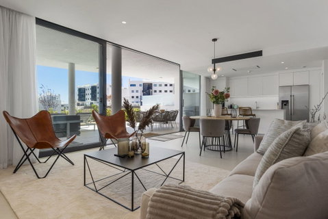 Ground Floor Apartment in Fuengirola, Costa del Sol – 2 beds – 599000 € - photo 3 of 31