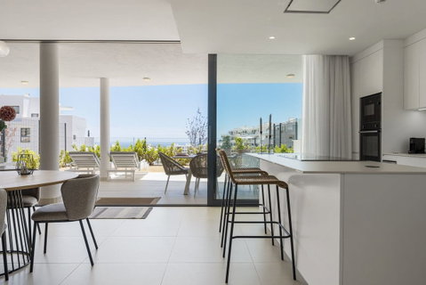 Ground Floor Apartment in Fuengirola, Costa del Sol – 2 beds – 599000 € - photo 4 of 31
