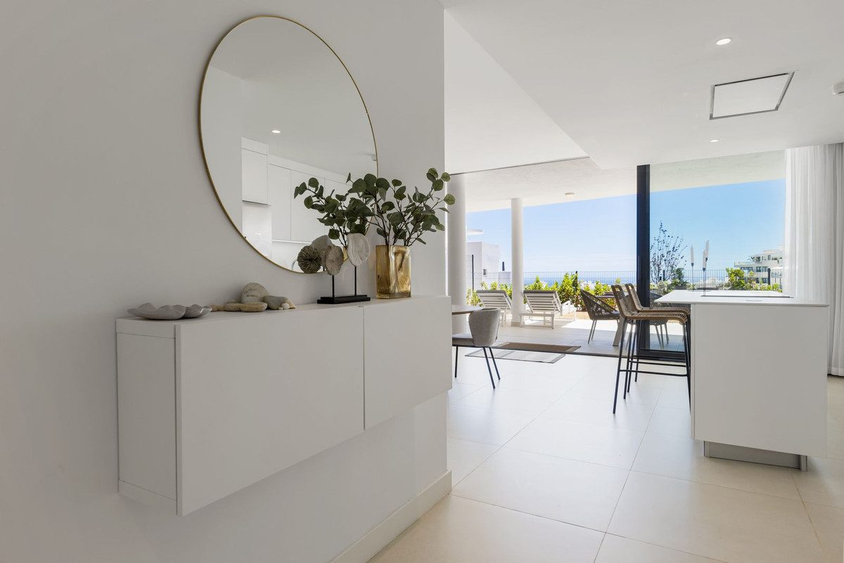 Ground Floor Apartment in Fuengirola, Costa del Sol – 2 beds – 599000 € - photo 15 of 31