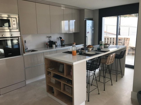 Middle Floor Apartment in Estepona, Costa del Sol – 2 beds – 385000 € - photo 10 of 20