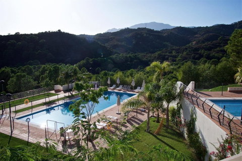 Middle Floor Apartment in Estepona, Costa del Sol – 2 beds – 385000 € - photo 17 of 20
