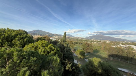 Middle Floor Apartment in Estepona, Costa del Sol – 2 beds – 289000 € - photo 22 of 36